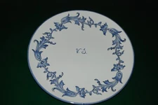 Stingo Napoli ceramic, white pasta, floral theme, Bourbon blue