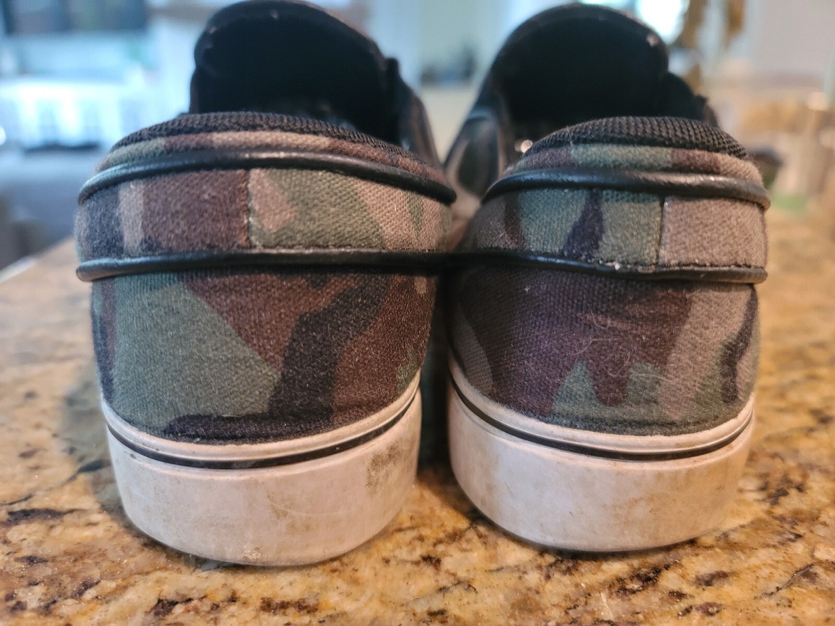 Nike SB Stefan Janoski Black Camo Canvas Slip On Sz. 5Y Nike SB Stefan Janoski Black Camo Canvas Slip On Sz. 5Y