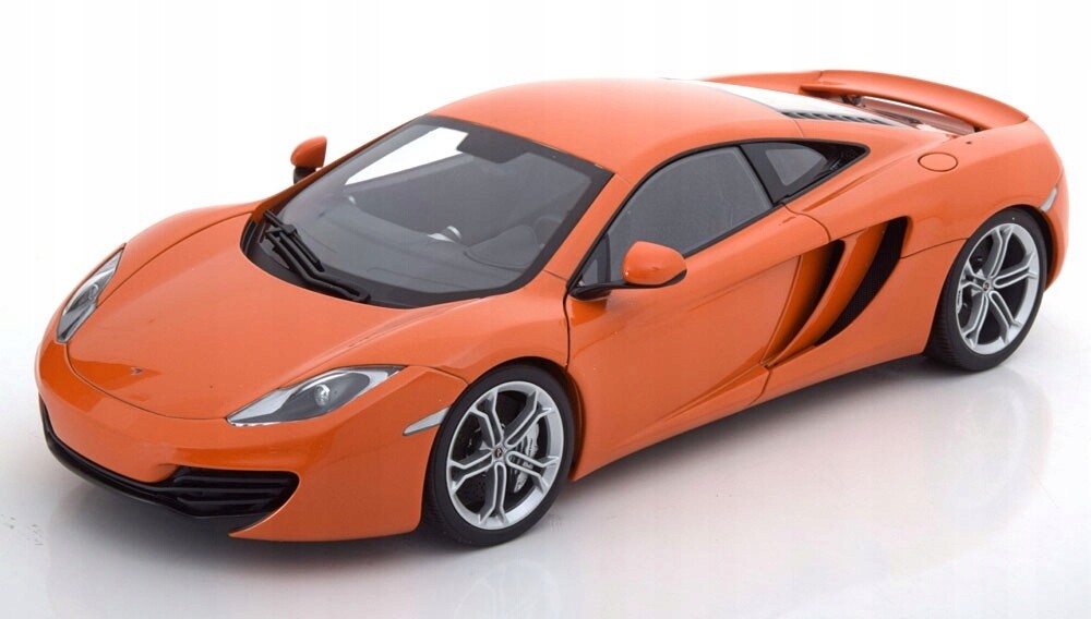 McLaren MP4-12C Orange | 1:18 scale | AUTOart Signature