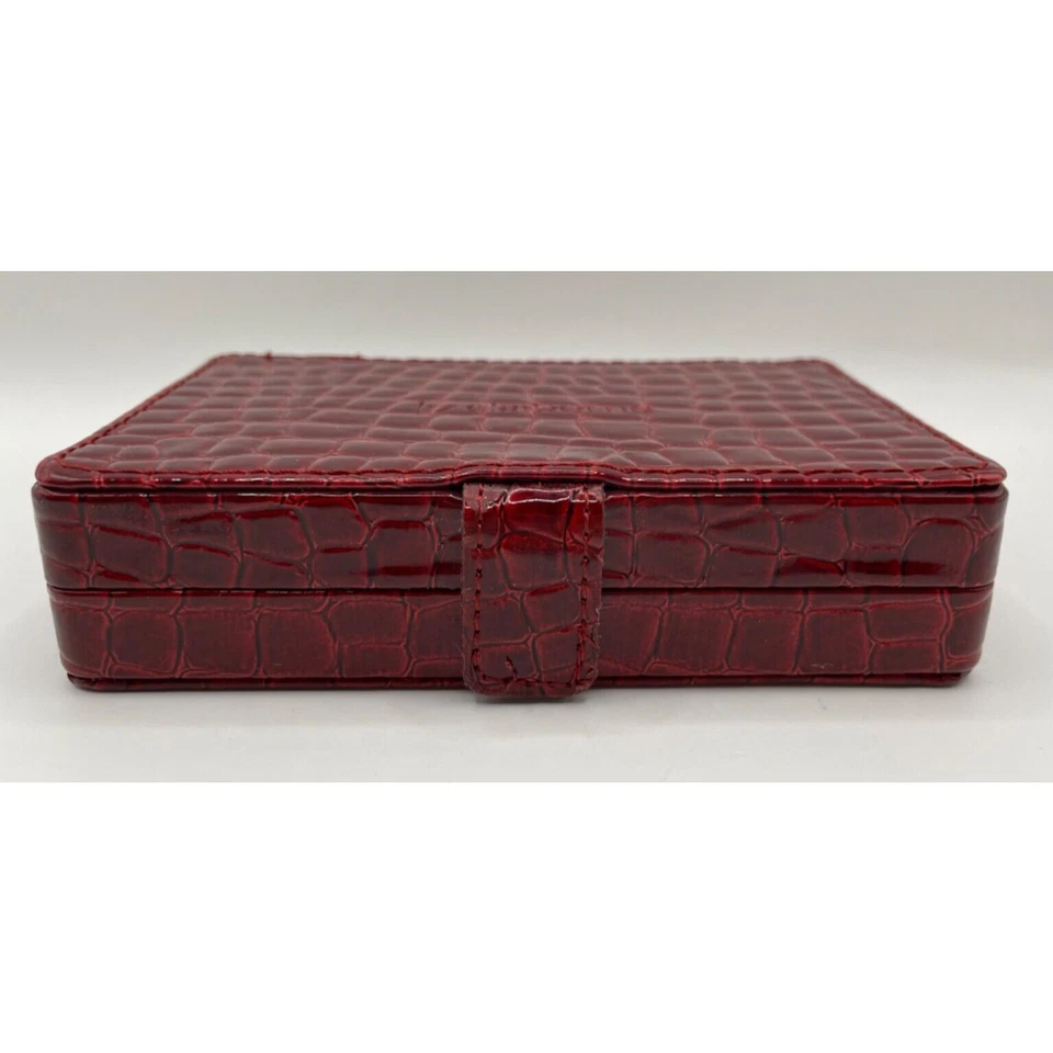 豪华红色人造绗缝皮革 LIZ CLAIBORNE 镜面珠宝/化妆盒 — 第 2/4 张图片