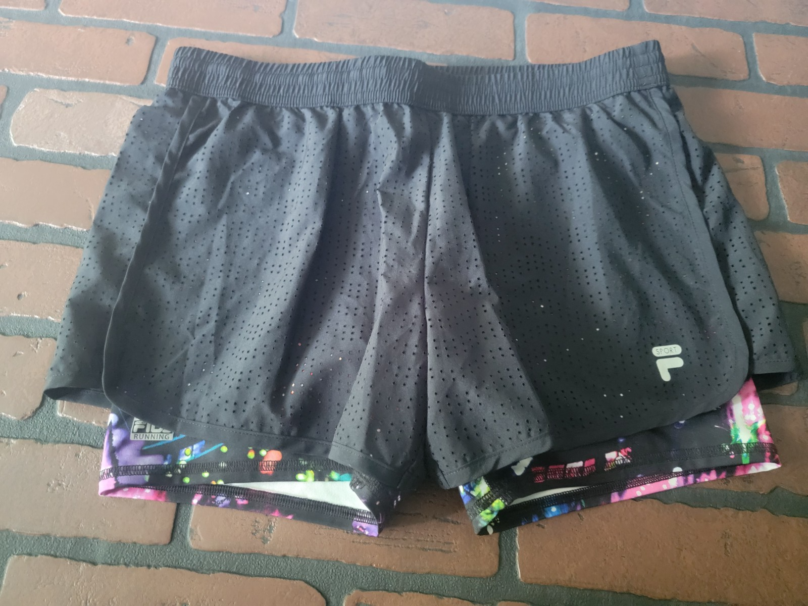 Pantaloncini Fila Sport Running Performance Diamond Run Short con rilegatura e sottopantaloncino