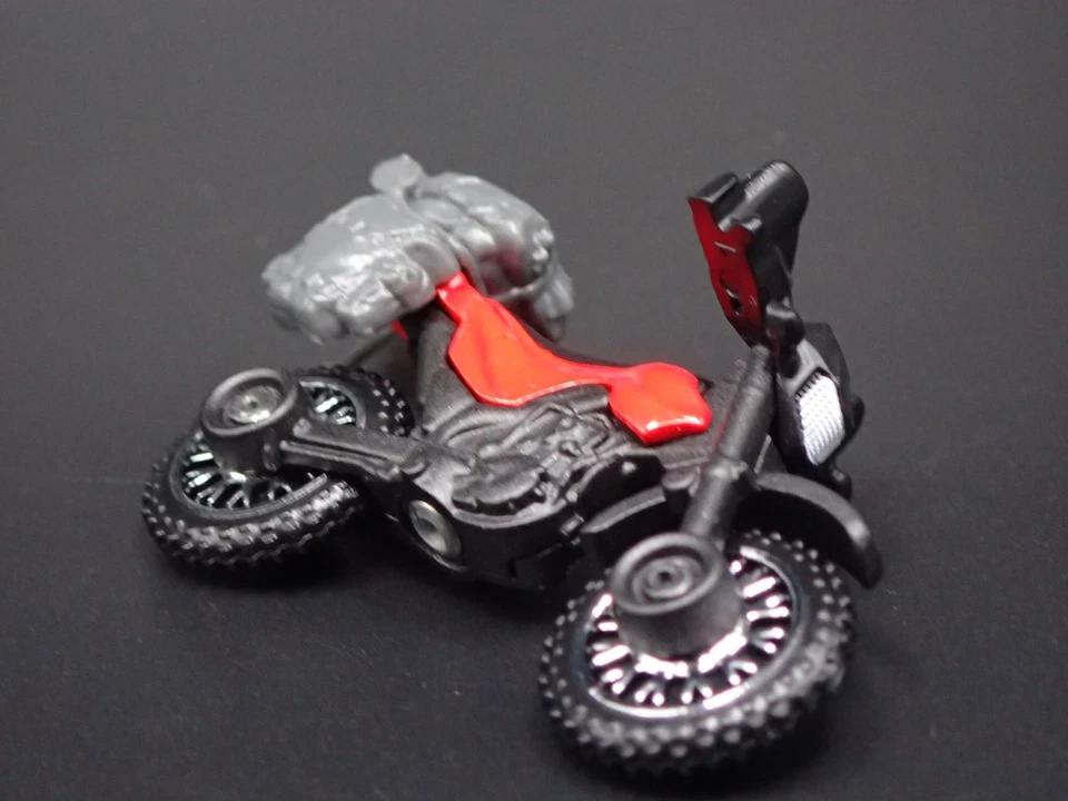 Velocità Attaccante Dirt Bike Moto 1:64 Diorama Scala Pressofuso Motocicletta - Immagine 4 di 4