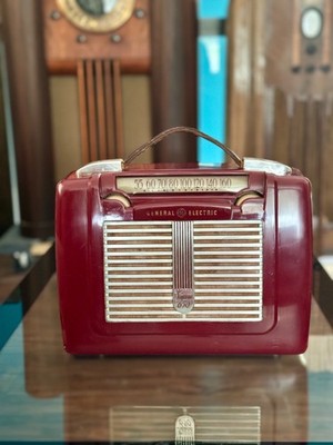 Vintage 1950s GE Super 650 Tube Radio - Working! - Antique Radio - Mid Century R