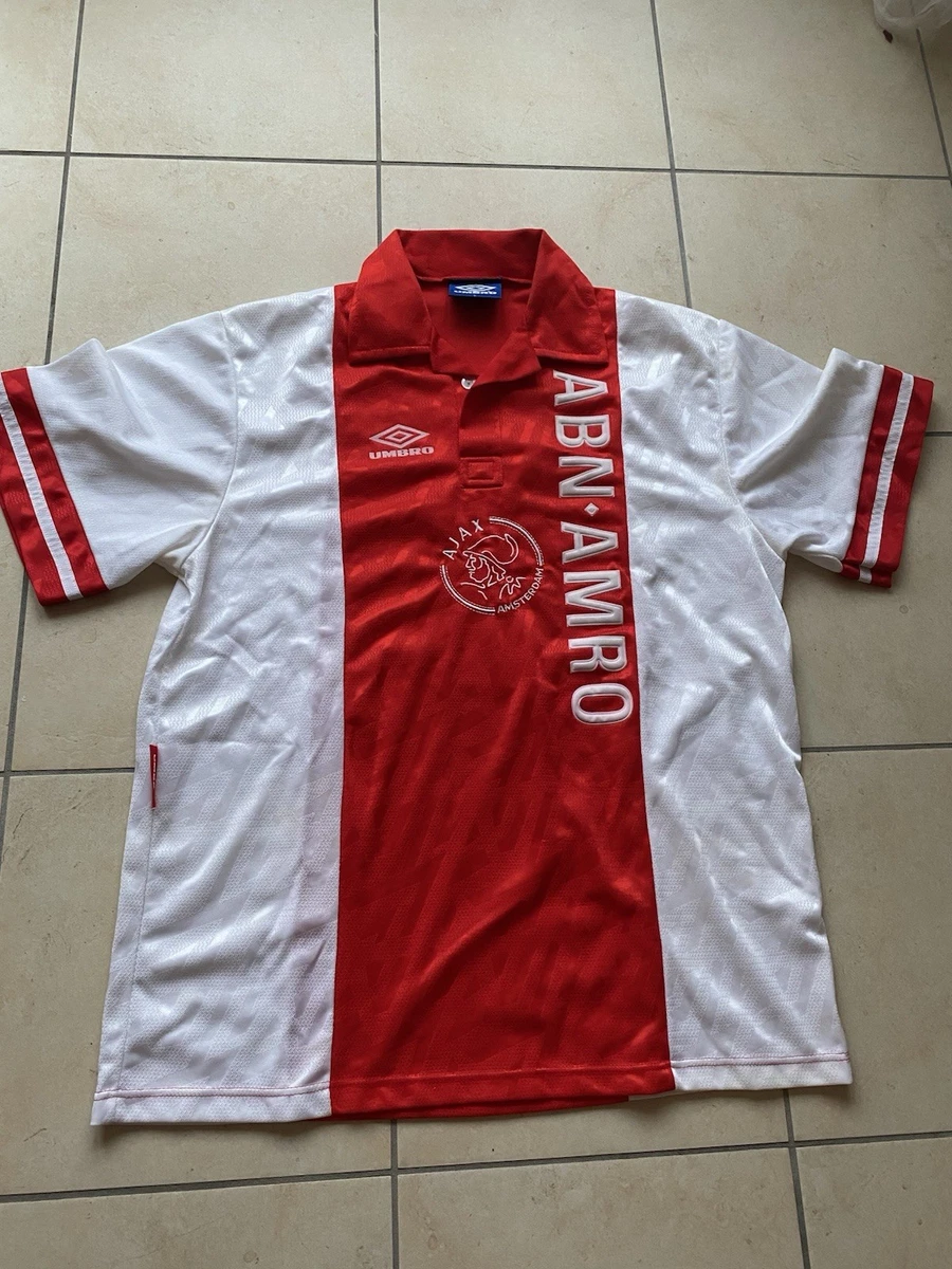 Maillot vintage UMBRO des années 1990, rare, taille homme, grand logo Maillot vintage UMBRO des années 1990, rare, taille homme, grand logo