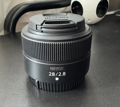 Nikon Nikkor Z 28mm f/2.8 Objektiv, sehr guter Zustand