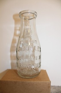 J.J. BOWLES 460 K ST NW WASHINGTON D.C. PINT MILK BOTTLE