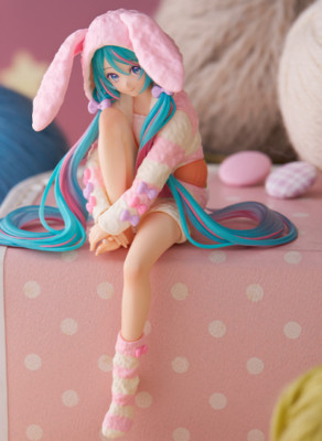Hatsune Miku Noodle Stopper Figure Rabbit ear Pajamas ver.