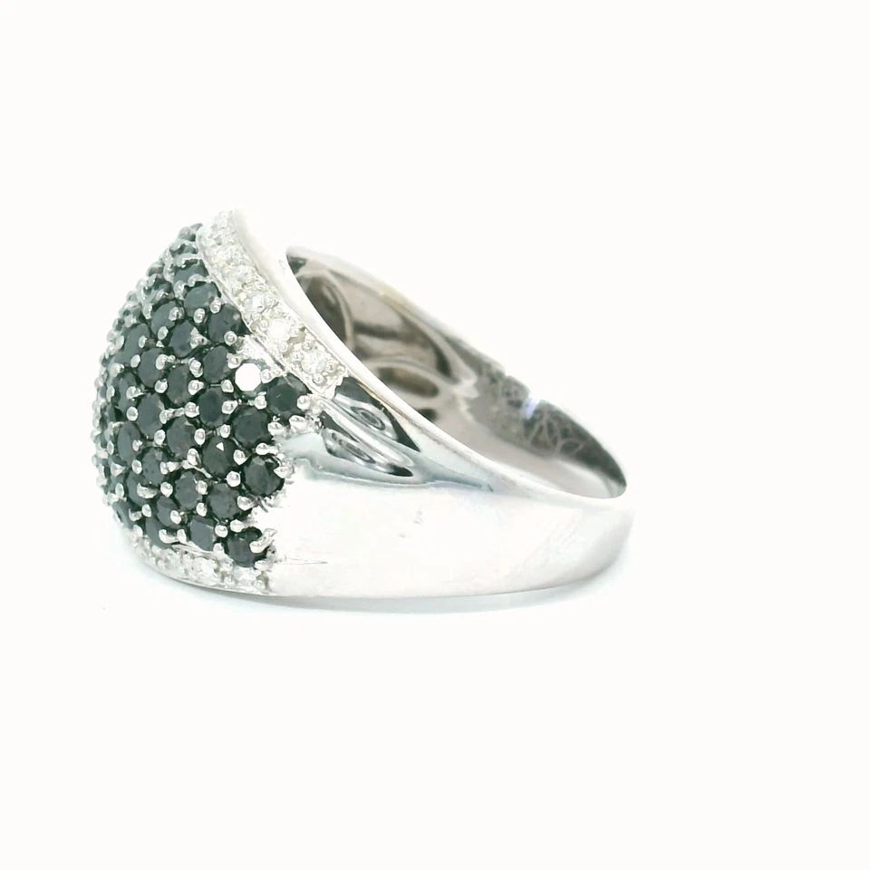 Anillo de oro blanco de 14 quilates redondo natural diamante blanco y negro talla 7 precio de venta sugerido por el fabricante $1,600 Foto 3 de 4