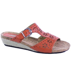 quiz red sandals