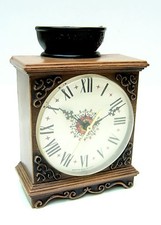 VINTAGE SHELF ELECTRIC CLOCK COFFEE GRINDER SHAPED CORD/AC POWERED MADE IN USA