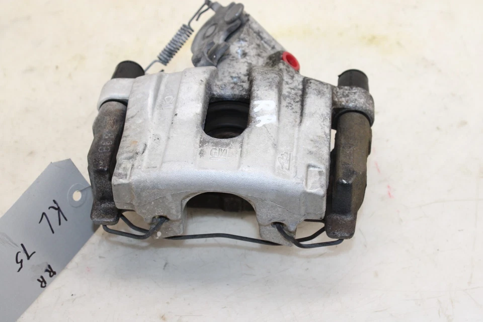Pinza de freno trasera derecha Saturn Sky KL75 2007-2010 Foto 2 de 4