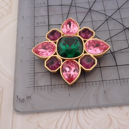VTG 1980's Mary Frost Pink Purple Green Crystal Maltese Cross Gold Tone Pin - Picture 5 of 5