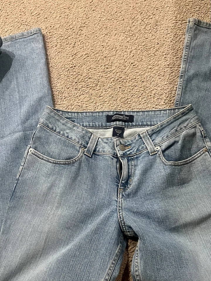 Pantalones de mezclilla para mujer LonDon talla 8 azul lavado claro recto - tiro medio 1805 Foto 2 de 3