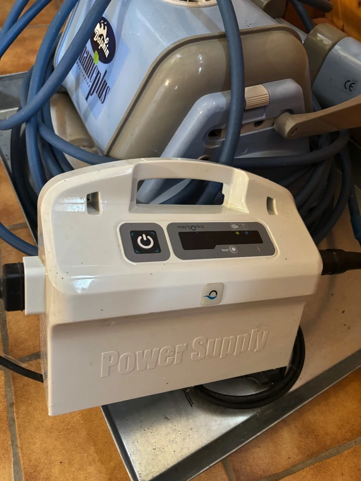Poolroboter Dolphin Dynamic Plus als Erstatzteil oder zur Reparatur - Bild 3 von 4
