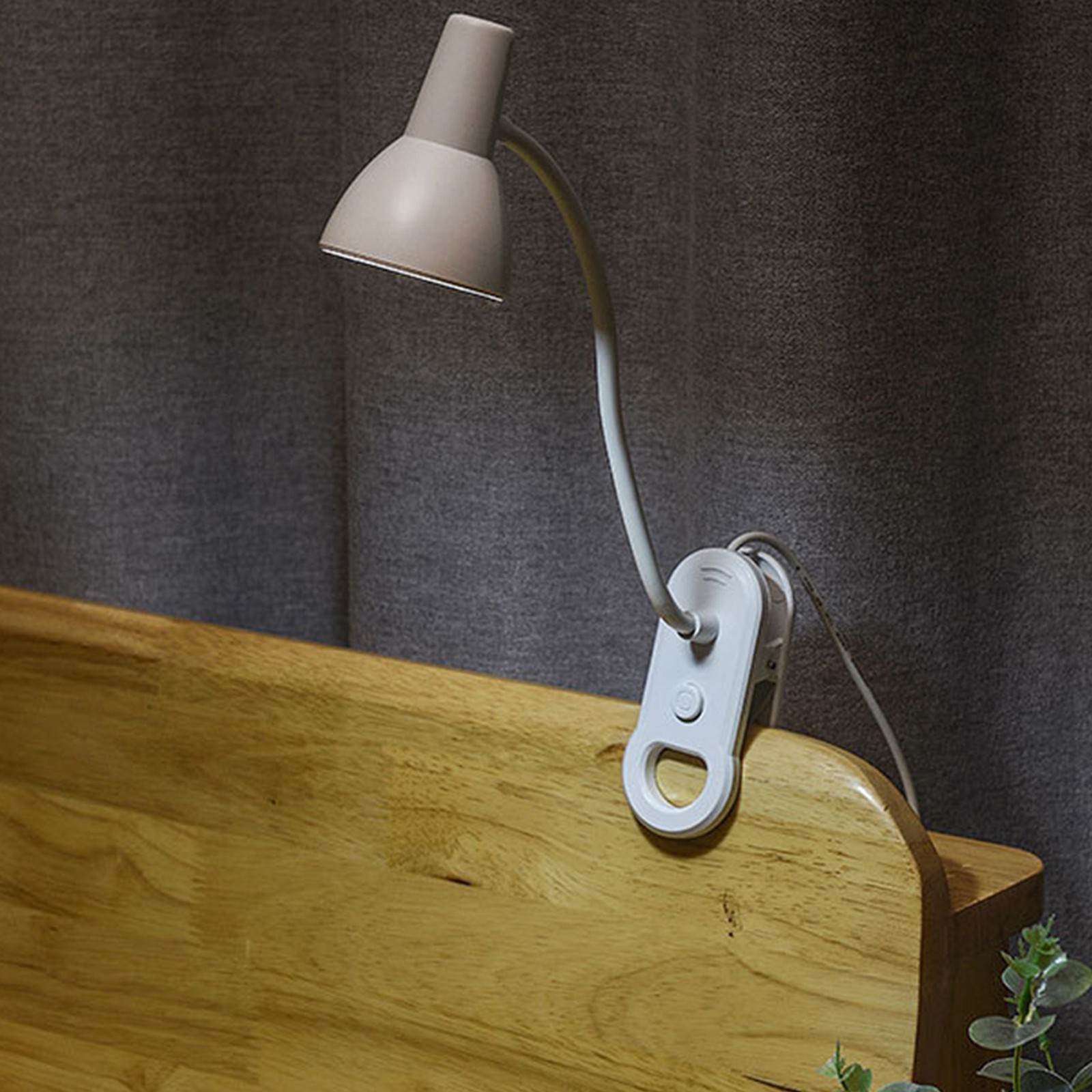 Desk Lamp LED Eye Protection Study Desk Lamp Folding Bedside Reading Light For