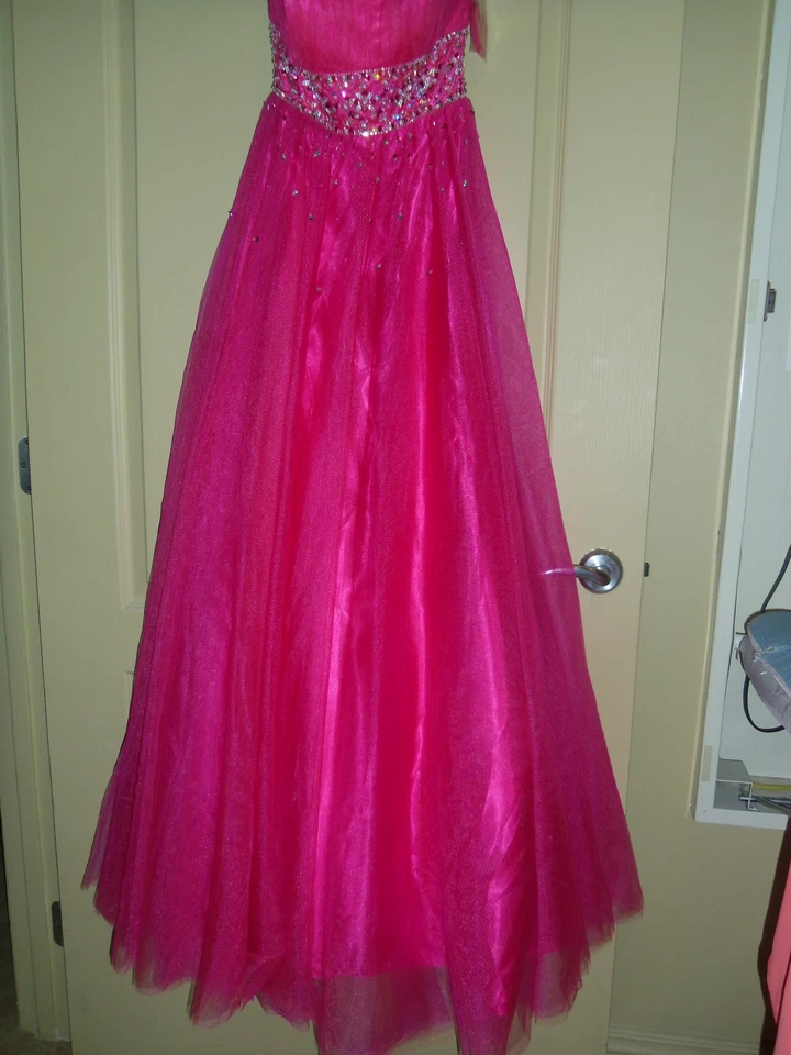 Nuevo sin etiquetas Vestido de baile de malla y tafetán Sean Collection talla 2 fucsia Foto 2 de 4