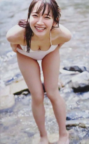 (U) Riho Yoshioka Photo book 吉岡里帆写真集 里帆採取 by Asami Kiyokawa - Picture 9 of 11