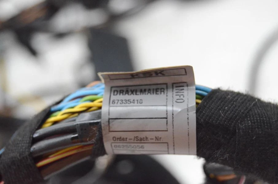 BMW 328i E46 1999 sedán completo carrocería de 5 velocidades arnés de cables Foto 2 de 4