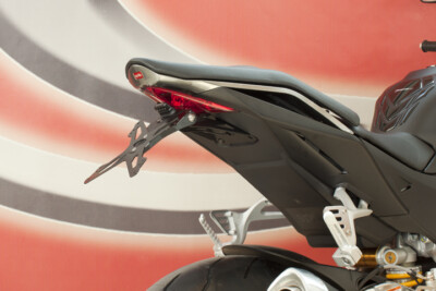 EVOTECH Verstellbarer Kennzeichenhalter Aprilia Tuono V4 R 2011-2015
