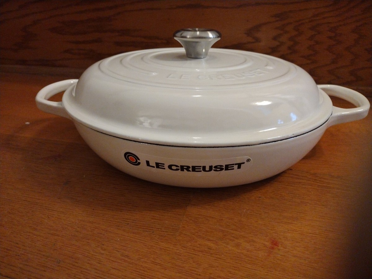 Le Creuset #24 Blanc Shiny White 3.5 Quart Signature Le Creuset #24 Blanc Shiny White 3.5 Quart Signature