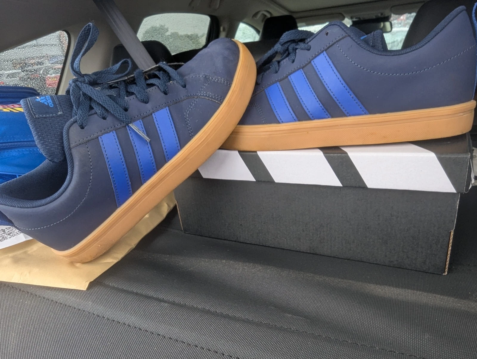 Scarpe da ginnastica Adidas taglia 5 5 indossate una volta