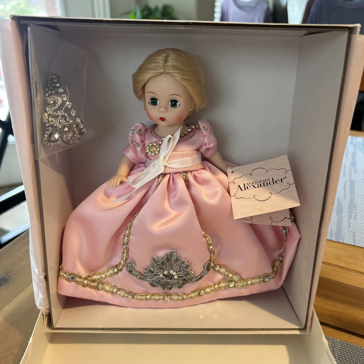（箱付）マダムアレクサンダー / Wendy’s Surprise Gift Alexander Wendy Doll for sale | eBay