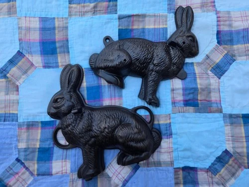 VINTAGE Genuine restored Griswold Cast Iron Easter Rabbit Cake Mold #862/863