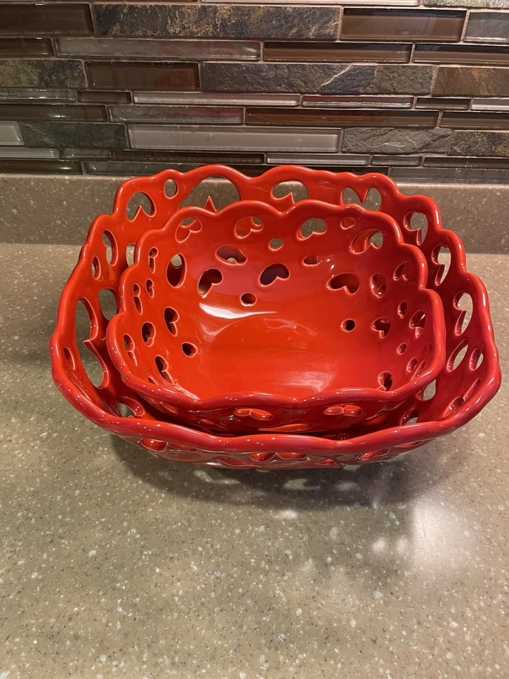 Tabletops Gallery RED Serving Baskets/Bowls Set of 2 - Image 2 of 4