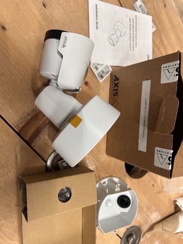 SEALED Brand new AXIS M2035-LE Bullet Camera