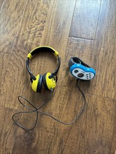 Insignia NS-R5111A BLUE Portable Digital AM/FM Radio w/ Arm Band  POKEMON HP