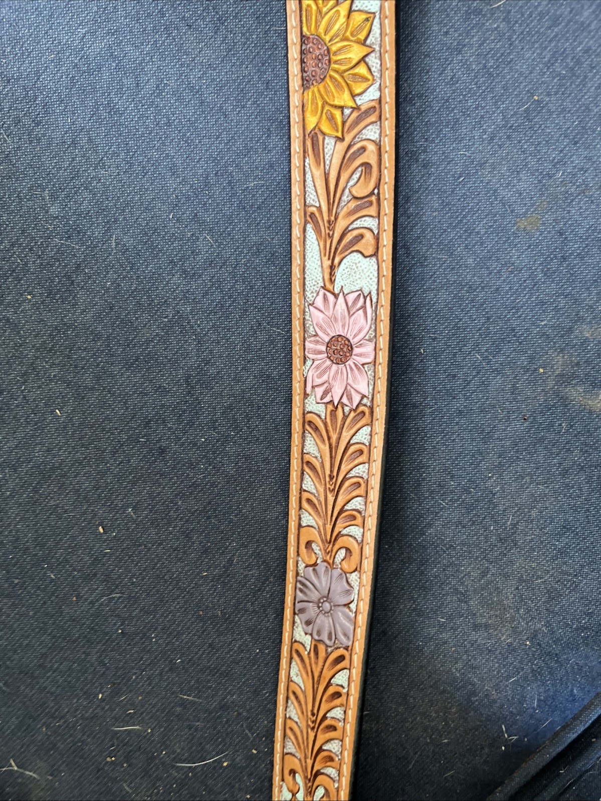 Picture 2 of 9