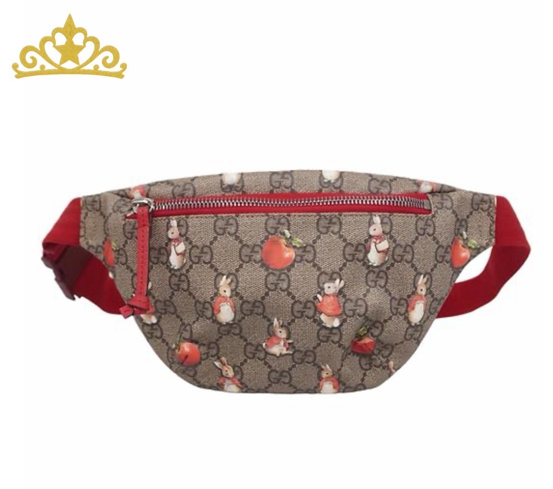 GUCCI x Peter Rabbit GG Supreme Waist Bag for Women