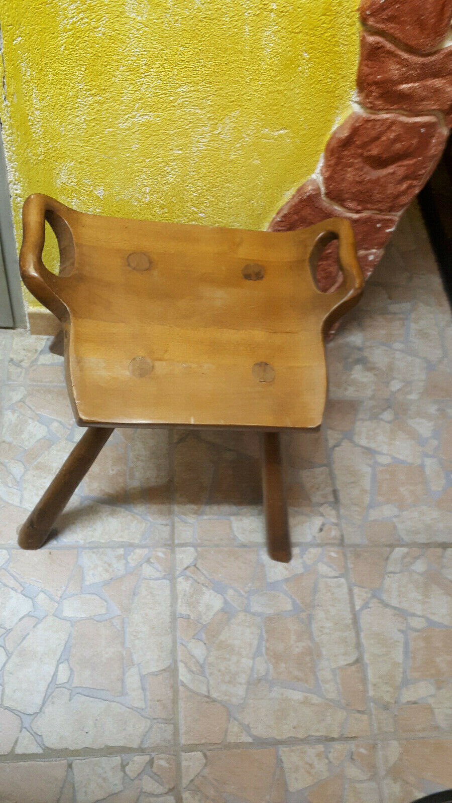 Foto 5 di 9