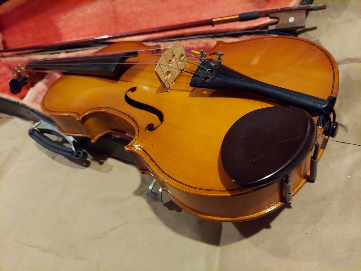 Hsinghai 4/4 violin with case. Very Good Condition | eBay Hsinghai 4/4 violin with case. Very Good Condition | eBay