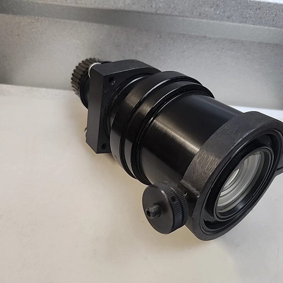 Bell & Howell 20x - 40x f/2.8 Lens for C Mount Cameras - As Is - Image 3 of 4