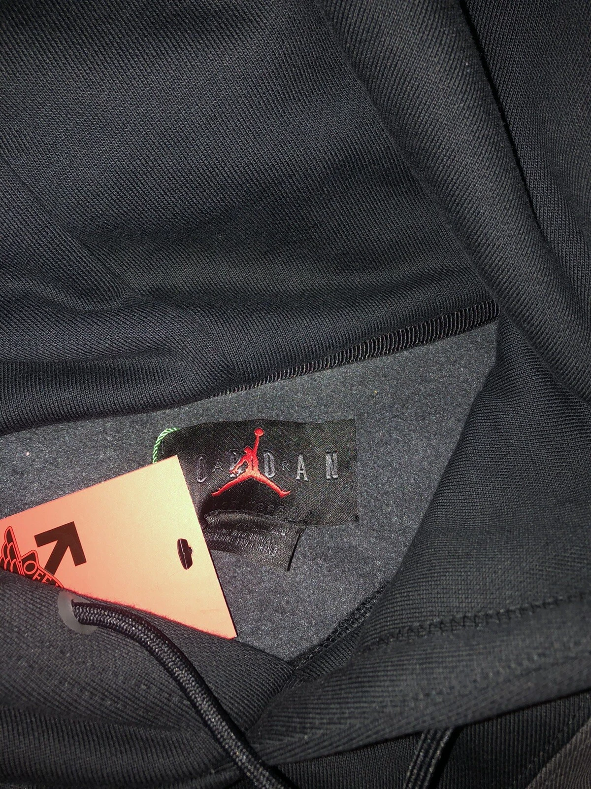 OFF WHITE Felpa con cappuccio x Jordan bianca sporca nera pantaloni da uomo 2XL e 2XL. Venduto come set