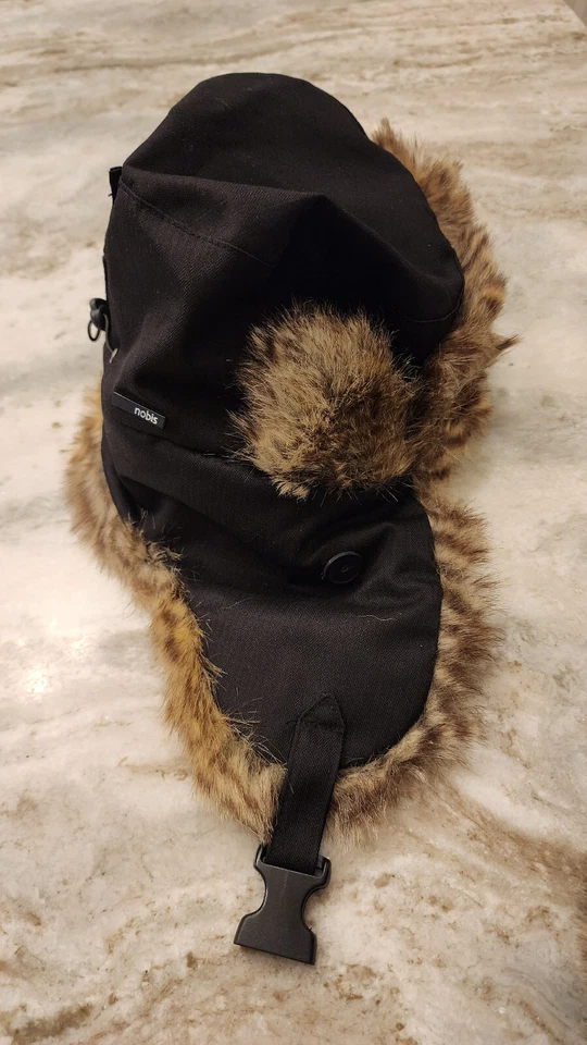 Canada Nobis luxury Charlie FUR hat BLACK auth one size Canada - Image 2 of 4