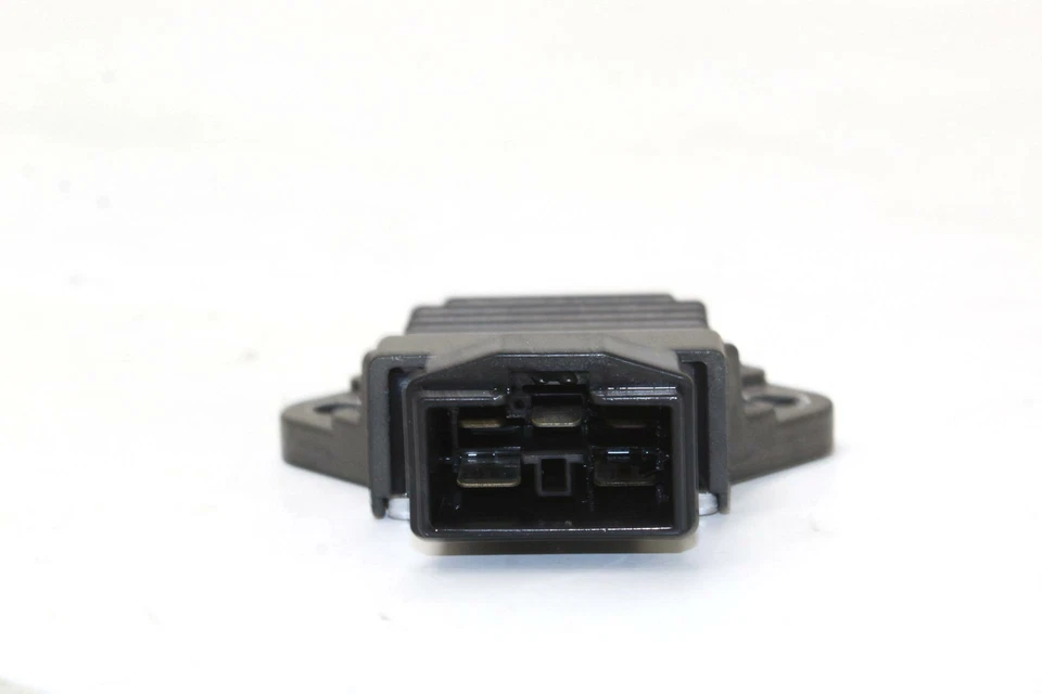 Regulador de voltaje rectificador Honda Super Hawk 1000 Vtr1000f 1998-2005 OEM Foto 3 de 4