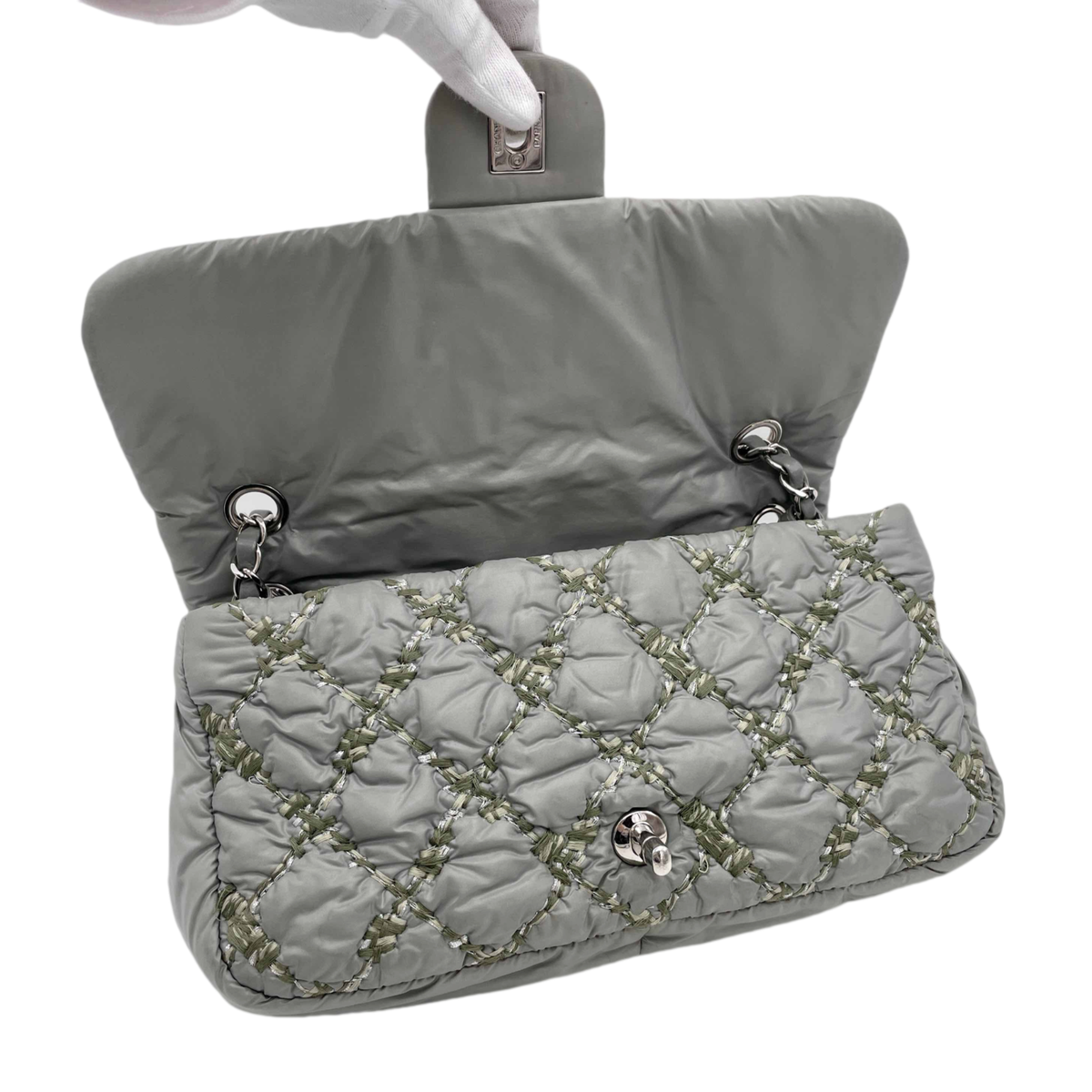 Auth 2010 CHANEL Wild Stitch Matelassé Coco Mark W Chain Auth 2010 CHANEL Wild Stitch Matelassé Coco Mark W Chain