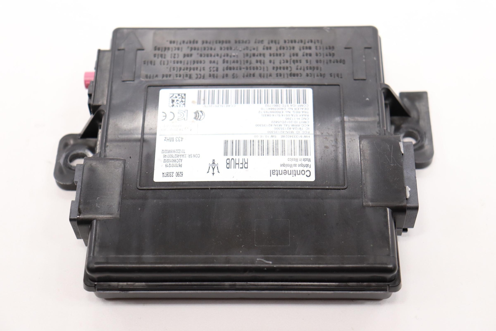 2017-2024 MASERATI QUATTROPTE KEYLESS ENTRY PASSIVE ANTENNA MODULE OEM 670101219