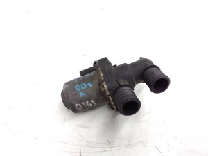 BMW 5 E39 Heizkörperventil heizen 8379921 2.00 Petrol 2000 27715943