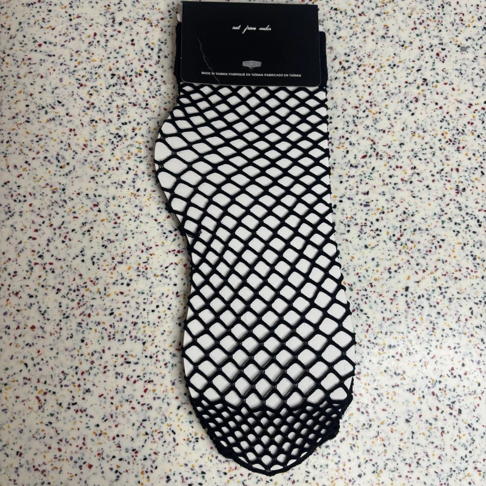 Nuevo con etiquetas Calcetín al tobillo Urban Out From Under Glitter Fishnet OSFM Punk Emo Foto 3 de 4