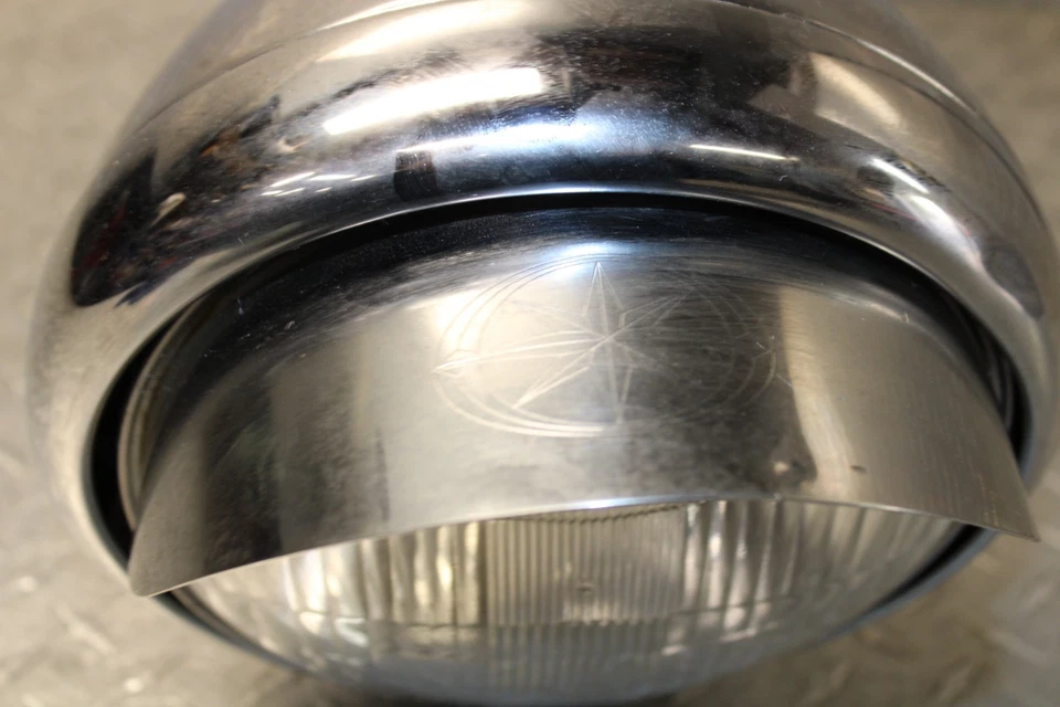 98 / 10 雅马哈 V Star 650 XVS650 / XVS 650 经典车头灯 原始设备制造商 — 第 2/4 张图片