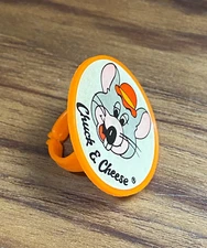 Vtg Chuck E Cheese Ring 1983 Prize Gumball Machine Toy Mouse Rare Party Favor