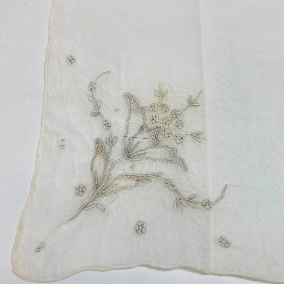Винтажные носовые платки вышитая хлопковая смесь один кремовый как дефектный цветочный - Изображение 4 из 4