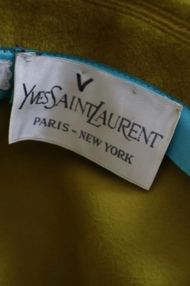 Sombrero Yves Saint Laurent YSL Mod Bucket Años 30 Chartreuse Amarillo De Colección Foto 4 de 4
