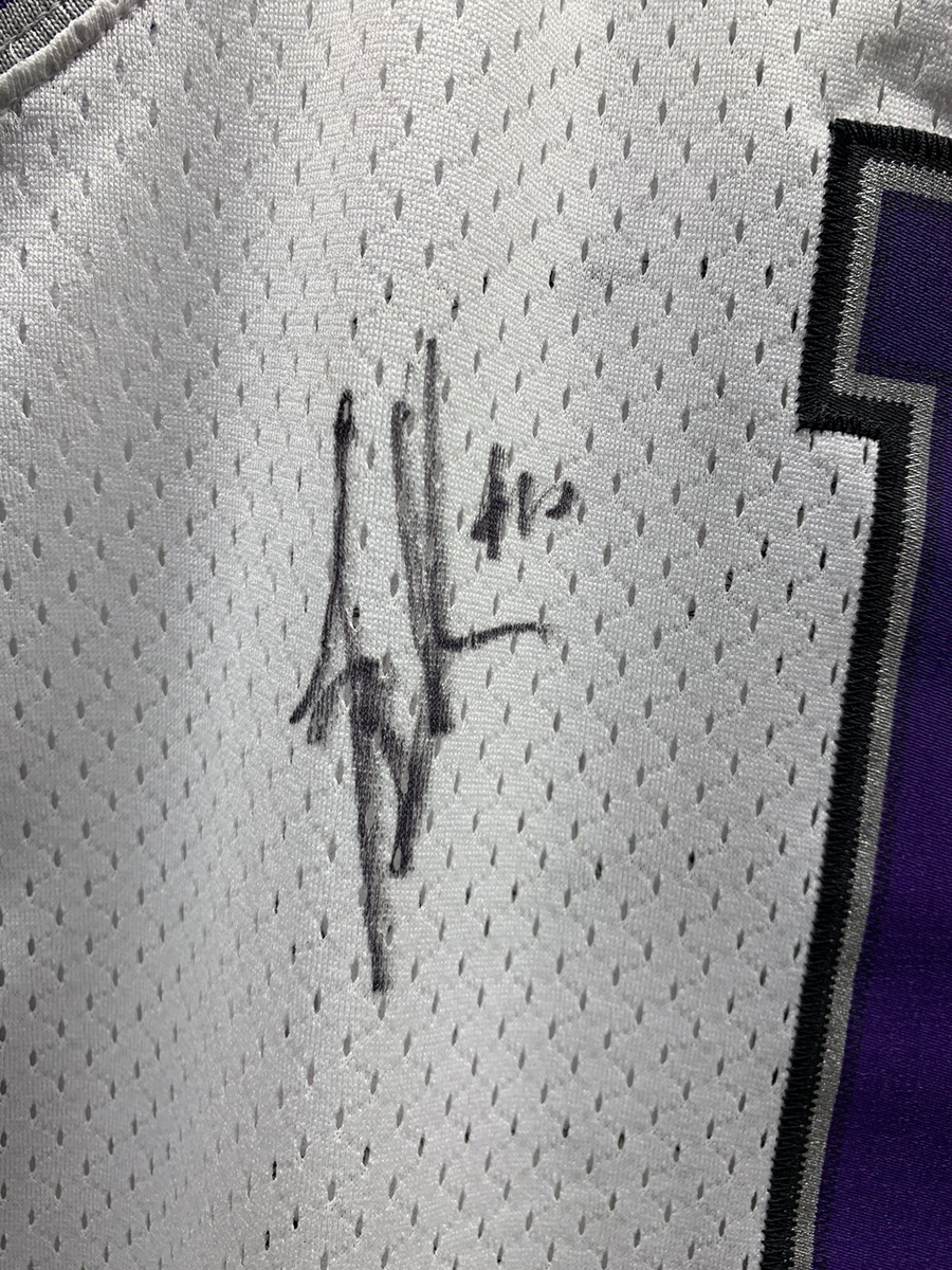 Mike Bibby #10 Autographed Sacramento Kings Jersey NBA Nike