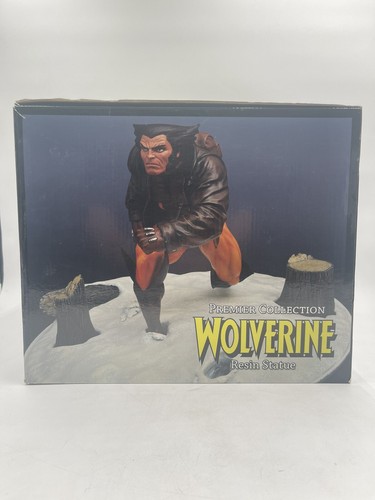 Diamond Select Toys Marvel Premier Collection Wolverine Resin 9" Statue - Picture 13 of 13