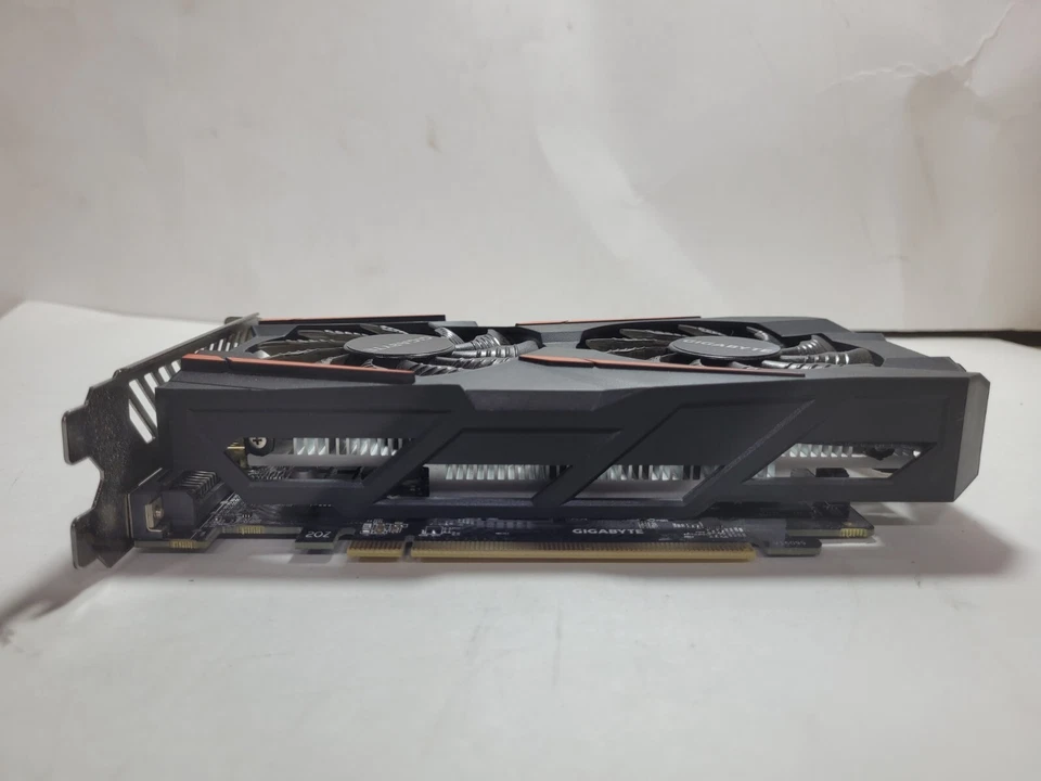 Gigabyte AMD Radeon Rx 460 2GB GDDR5 Desktop Graphics Card #0031 - Image 4 of 4