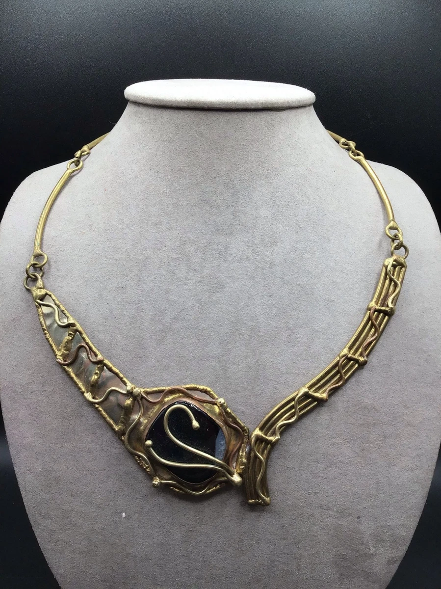 Seventies jewelry store